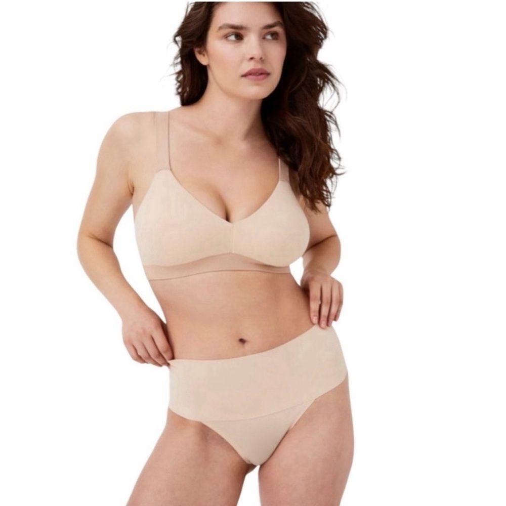 SPANX Undie-tectable® Smoothing Thong, Soft Nude, Size XS NWT